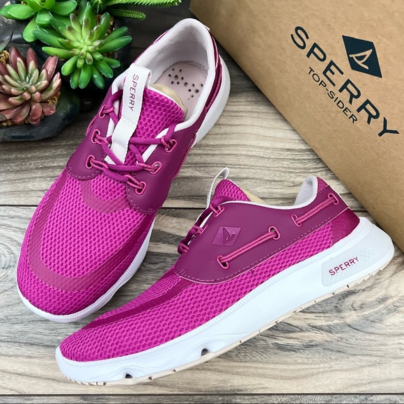 NIB Sperry 7 Sea 3-Eye Hydrophobic Sneaker Magenta Water Friendly Quick Drying - Picture 1 of 14